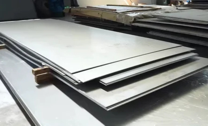 Aperam/Outokumpu Plates